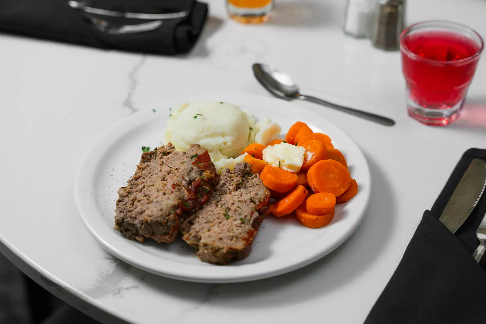 imgi_7_x2025-07-Maples-Living-Chatham-3_websize.jpg.pagespeed.ic.0bZosmPTZ5